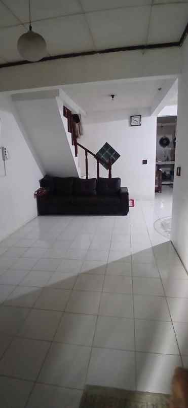 dijual rumah bagus istimewa siap huni rapih bersih