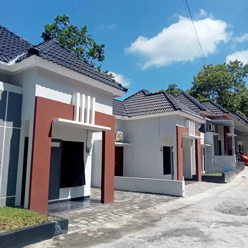 dijual rumah bangunjiwo kasihan bantul