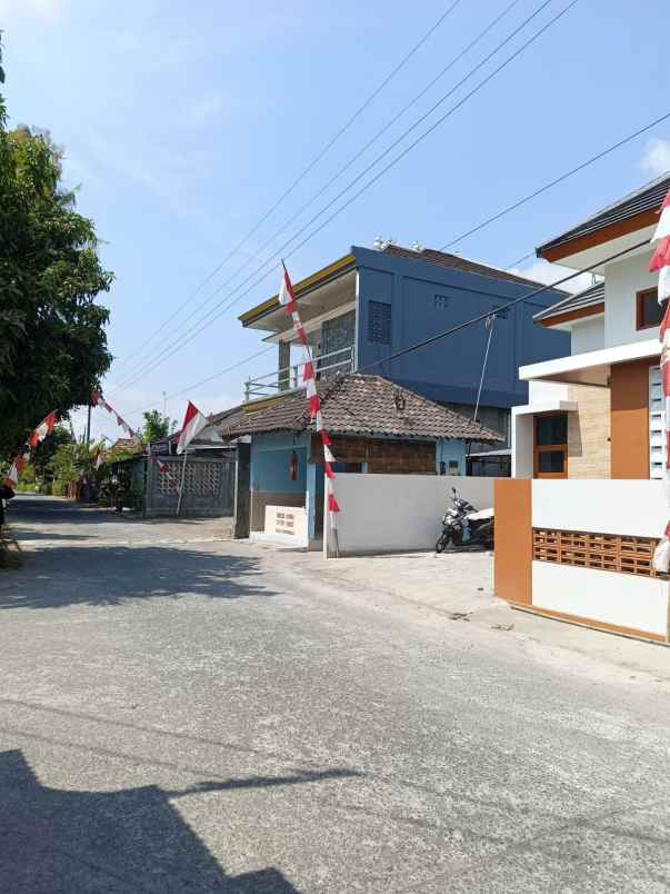 dijual rumah banrul