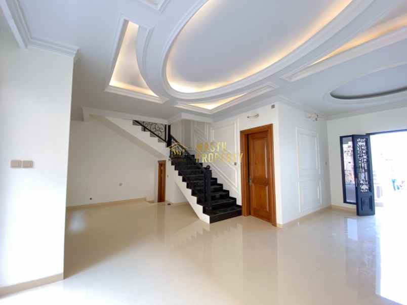 dijual rumah banyuraden