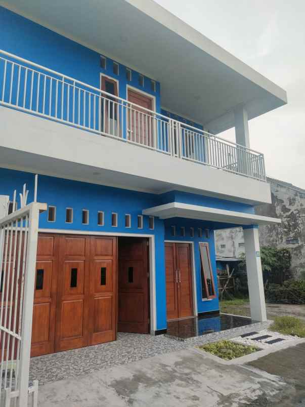 dijual rumah baru 2 lantai di sleman yogyakarta