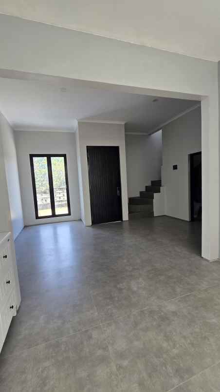 dijual rumah baru 2 lantai siap huni di cinere