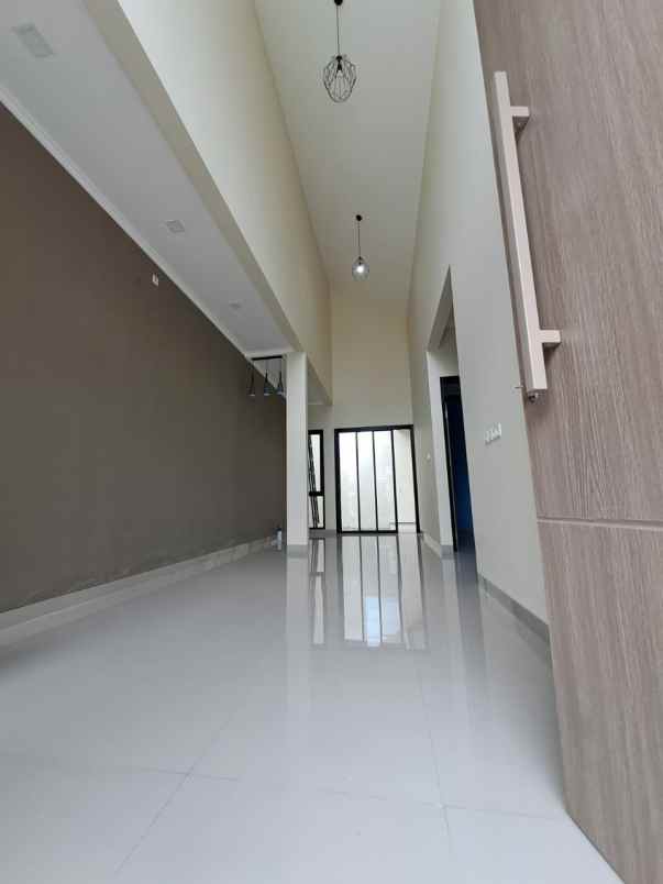 dijual rumah baru siap huni di padasuka cimahi