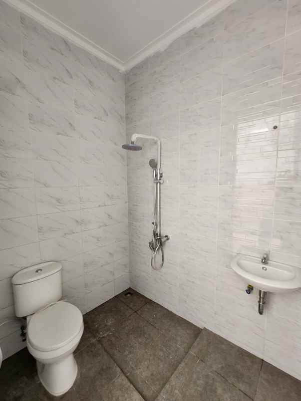 dijual rumah baru siap huni di padasuka cimahi