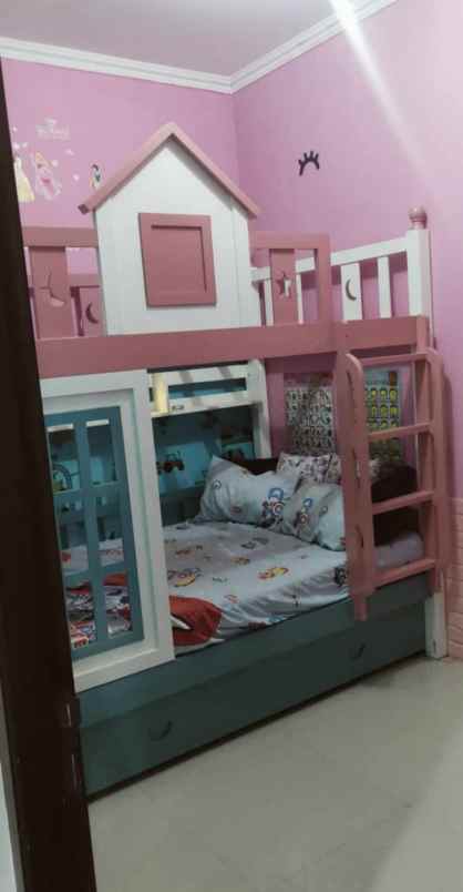 dijual rumah bedahan sawangan depok