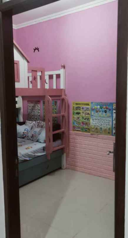 dijual rumah bedahan sawangan depok