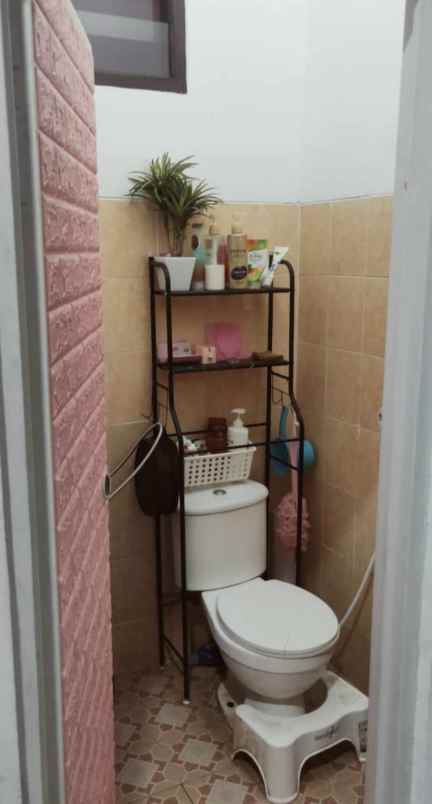 dijual rumah bedahan sawangan depok