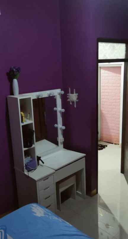 dijual rumah bedahan sawangan depok