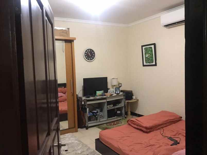 dijual rumah bintara