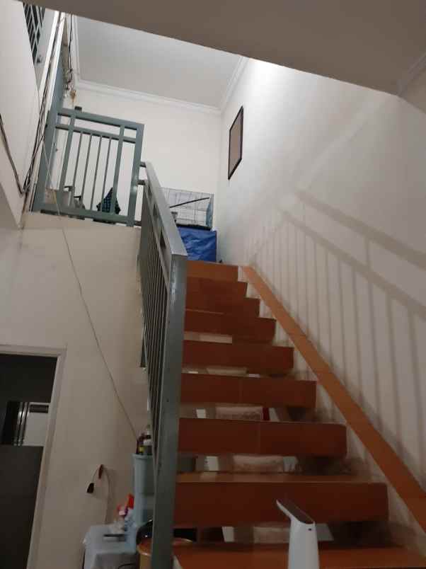 dijual rumah bintara