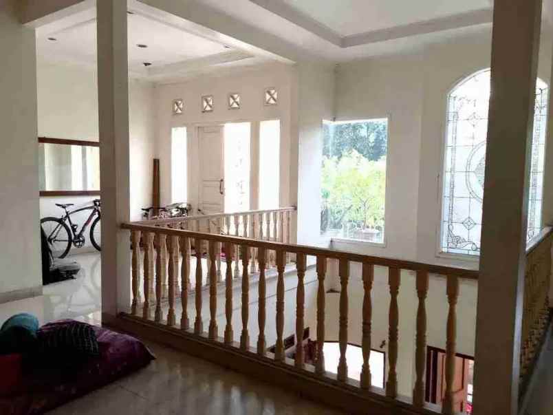 dijual rumah bintara