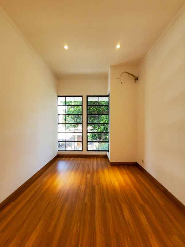 dijual rumah bintaro jaya tangerang selatan