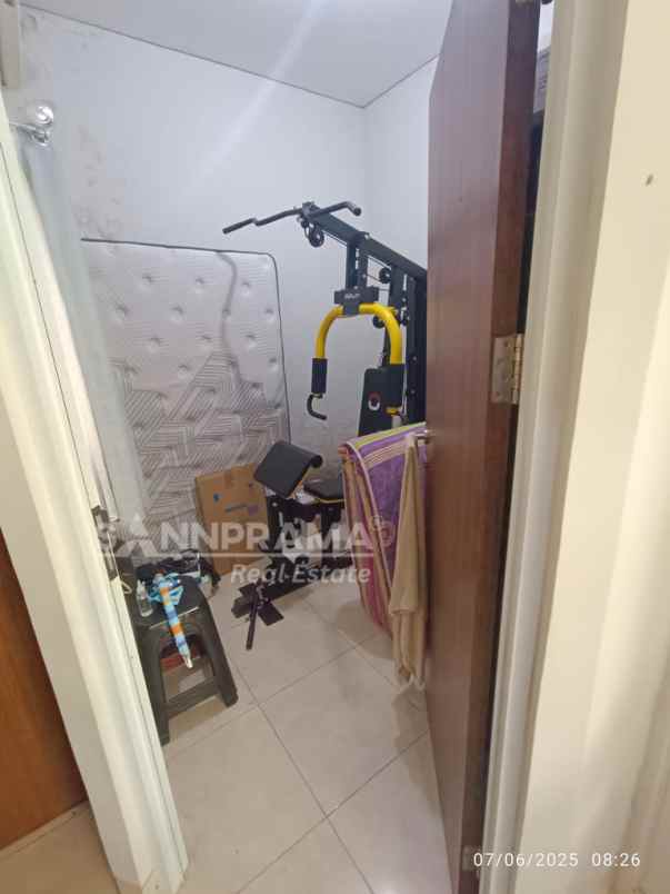 dijual rumah bojong sari depok