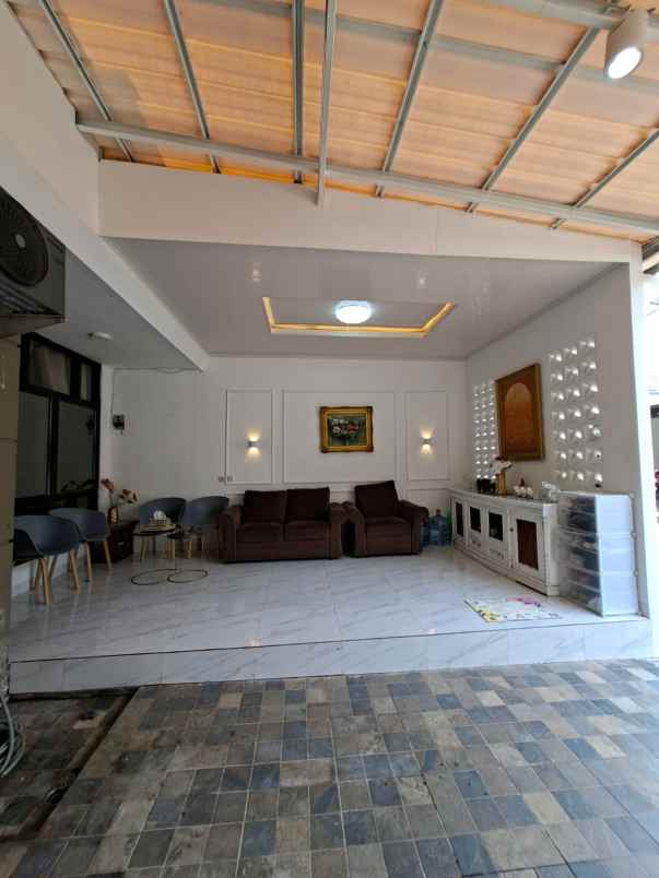 dijual rumah bojongsari depok