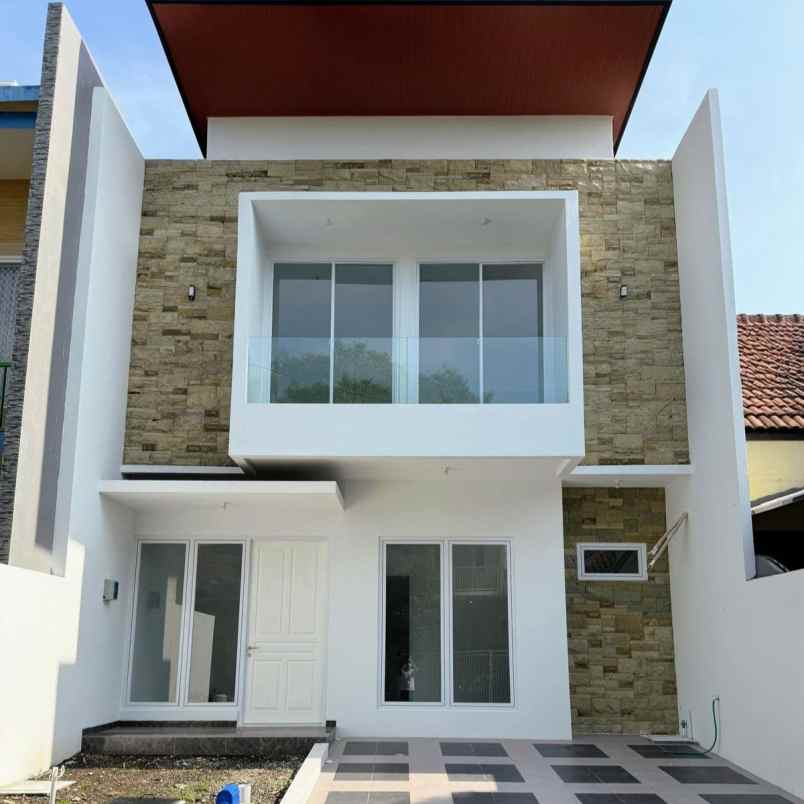 dijual rumah bukit palma