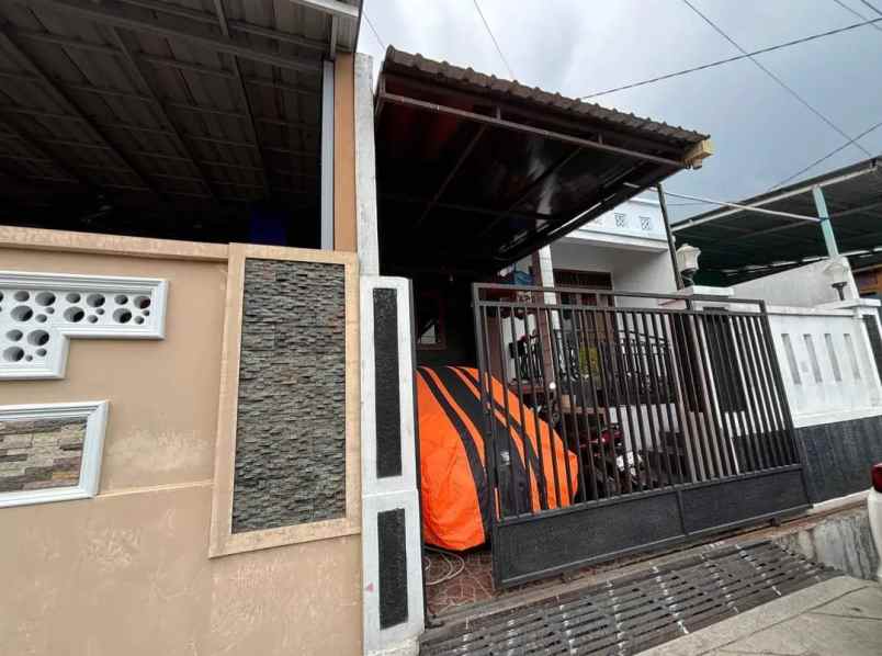 dijual rumah candi penataran kalipancur