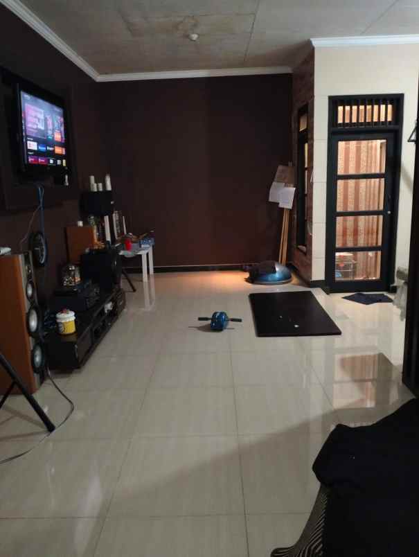 dijual rumah cantik hitung tanah