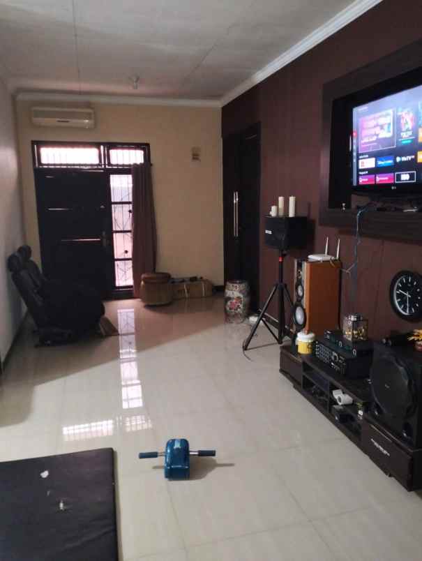 dijual rumah cantik hitung tanah