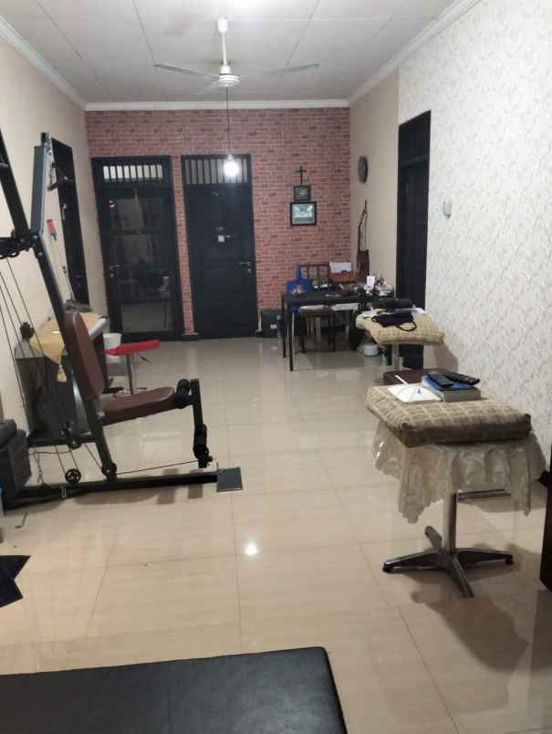 dijual rumah cantik hitung tanah