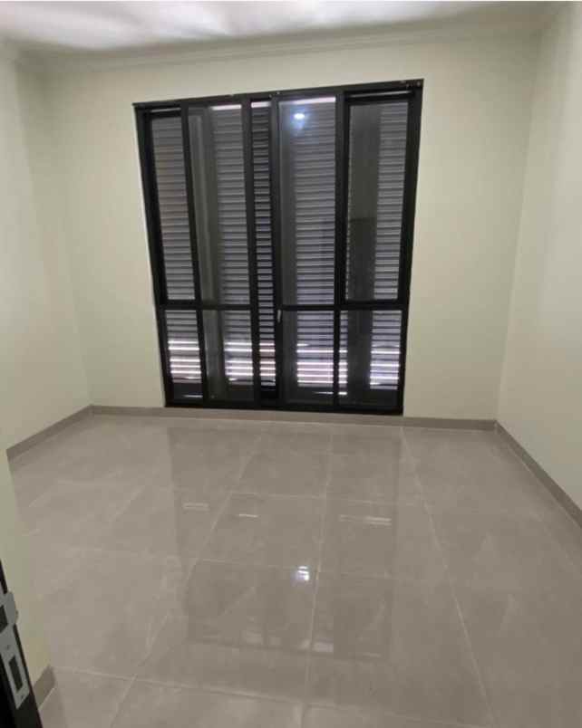 dijual rumah casablanca residence jl h