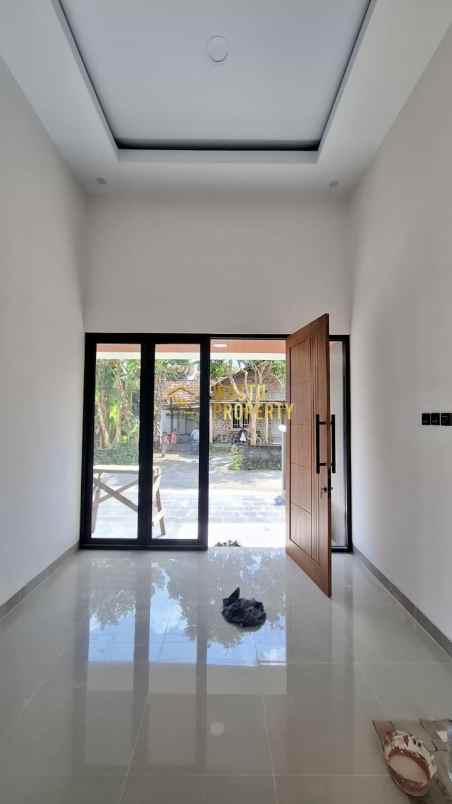 dijual rumah caturharjo kec sleman kab