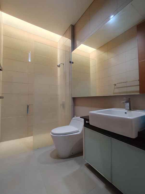 dijual rumah cempaka putih timur