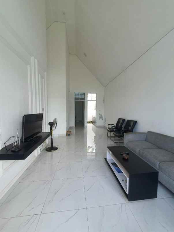 dijual rumah cibinong