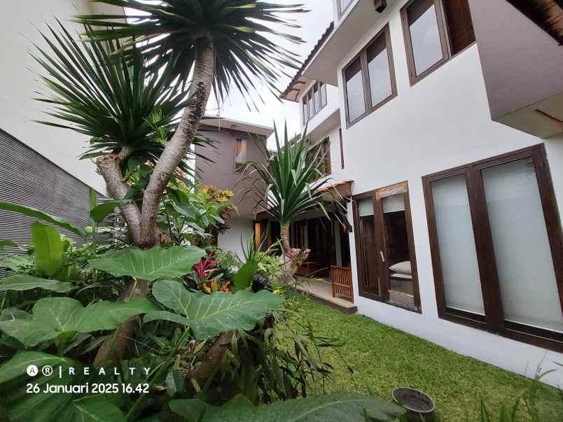 dijual rumah cigadung kota bandung jawa