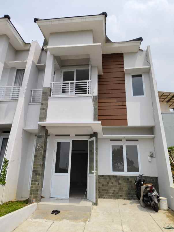 Rumah Minimalis 2 Lantai Di Cigugur Girang Ciwaruga Parongpong Bandung
