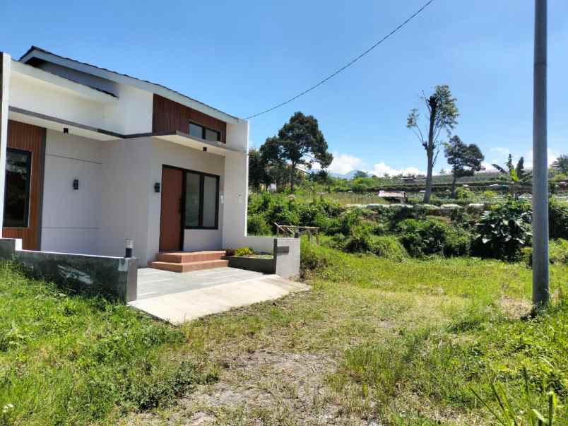 dijual rumah cihanjuang