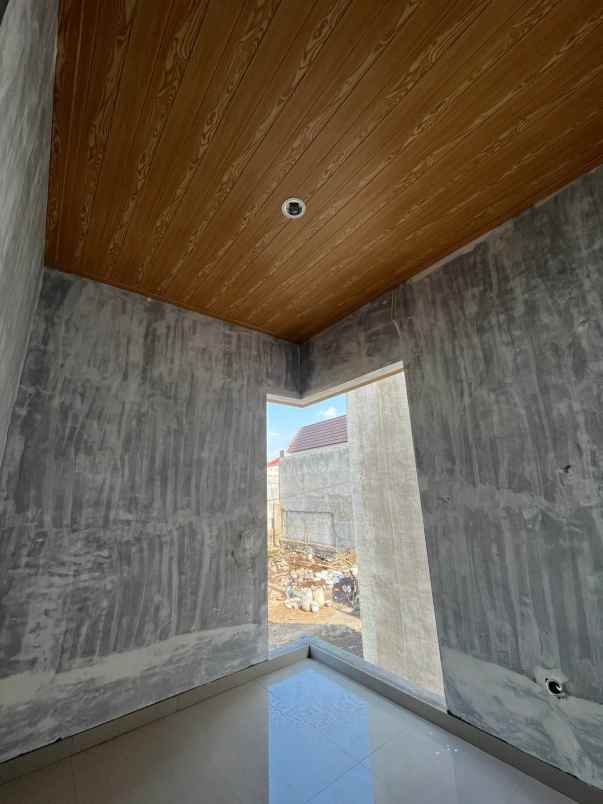 dijual rumah cihanjuang cimahi utara