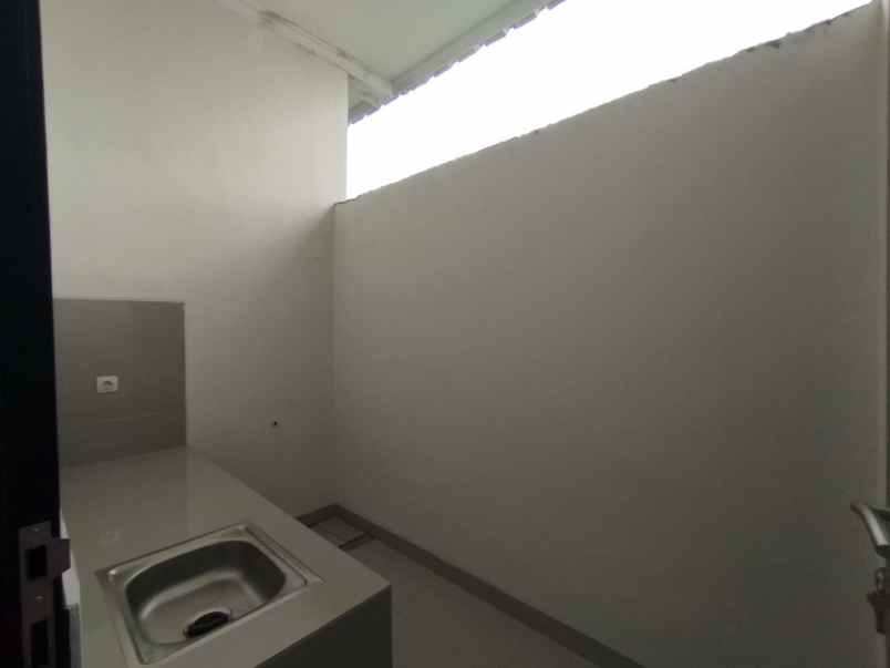 dijual rumah cijengkol