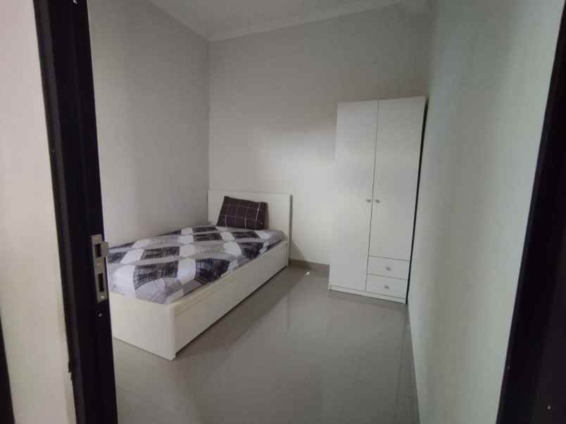 dijual rumah cijengkol