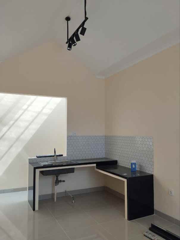 dijual rumah cileungsi kidul kec