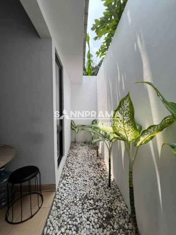 dijual rumah cinangka
