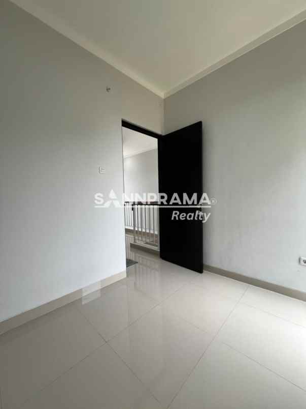 dijual rumah cinangka