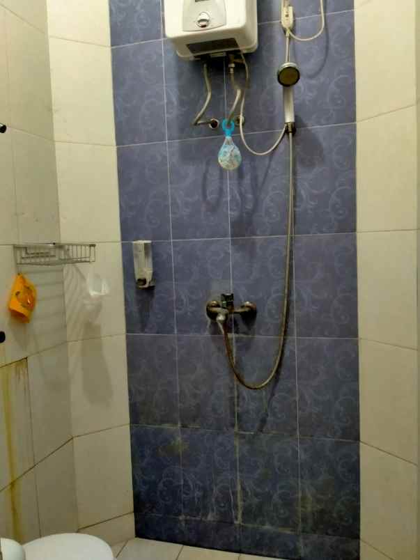 dijual rumah cipageran