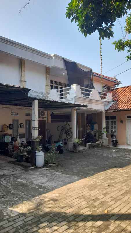 dijual rumah ciputat timur