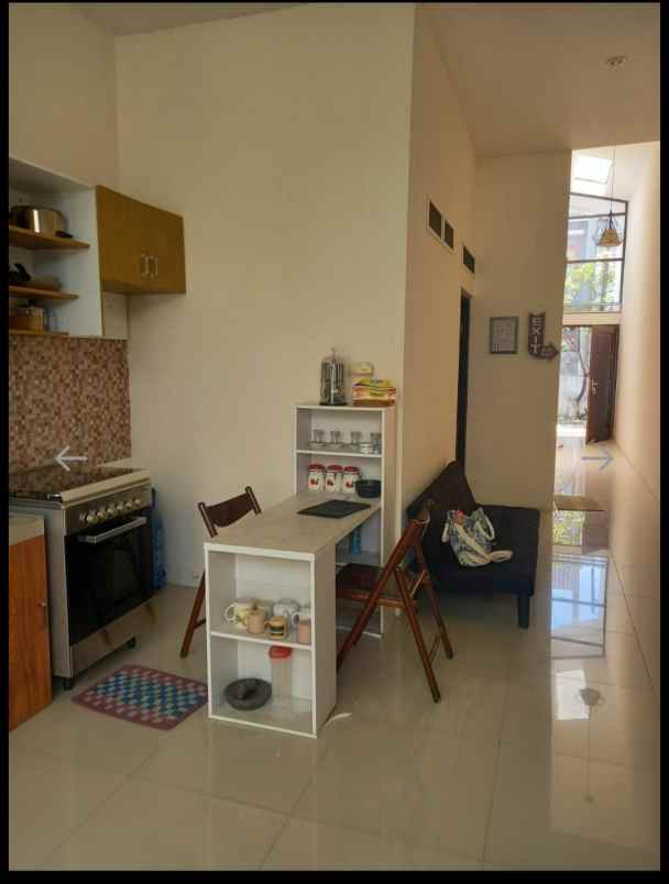 dijual rumah cisaranten