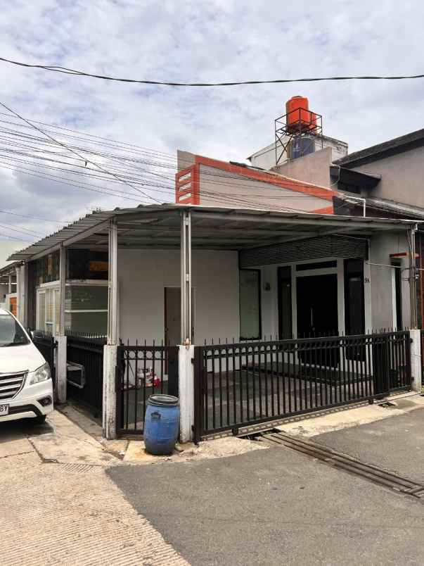 dijual rumah cisaranten kulon