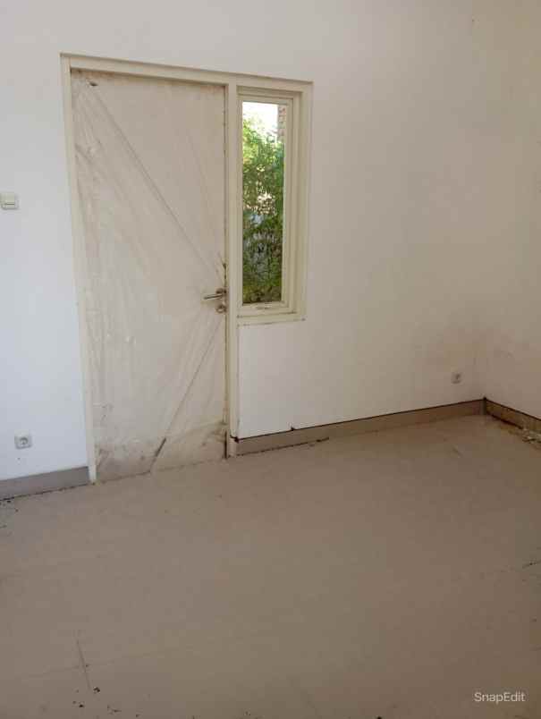 dijual rumah citra garden city