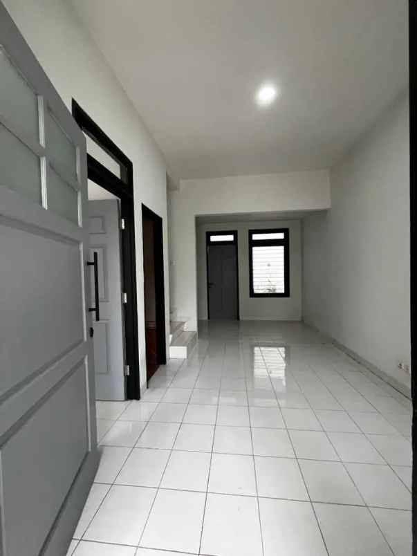 dijual rumah citragrand cibubur