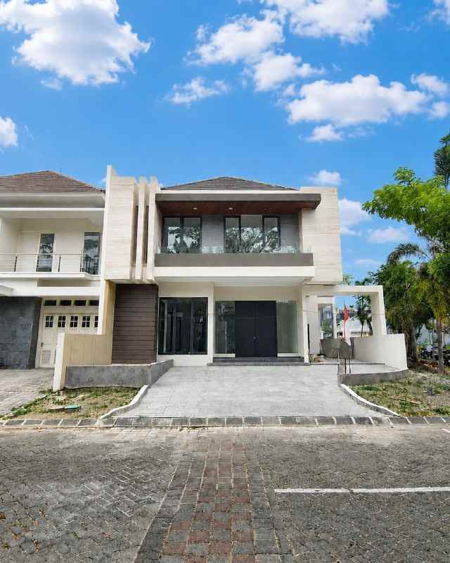 dijual rumah citraland