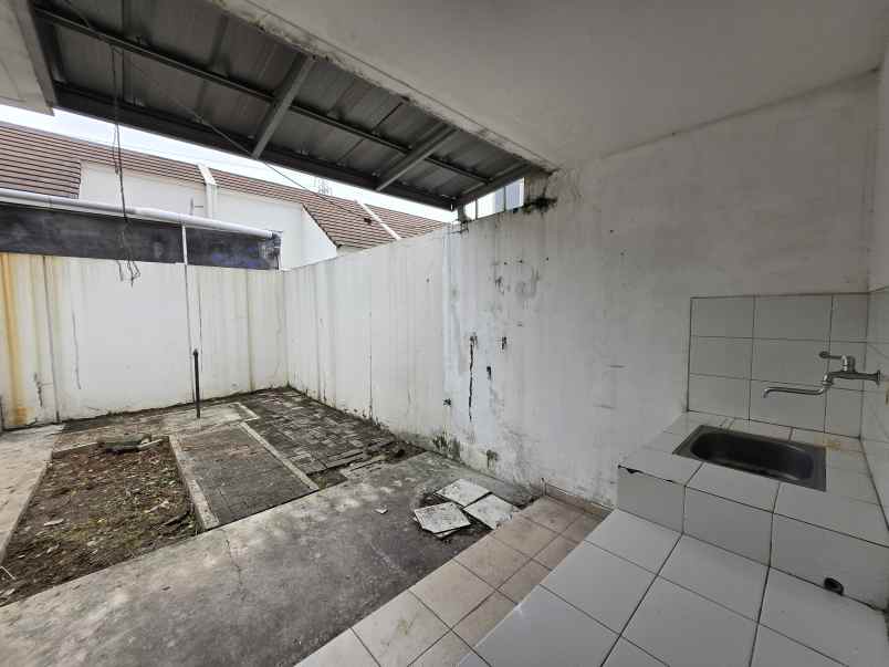 dijual rumah cluster dhana suvarna