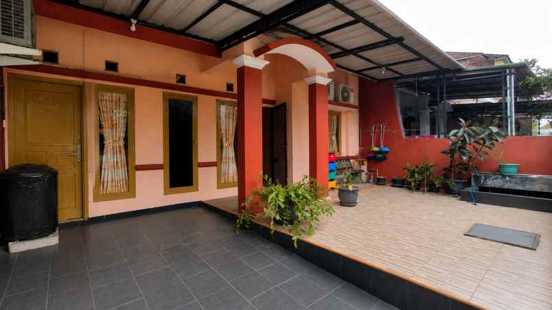dijual rumah cluster dilenia bulevar