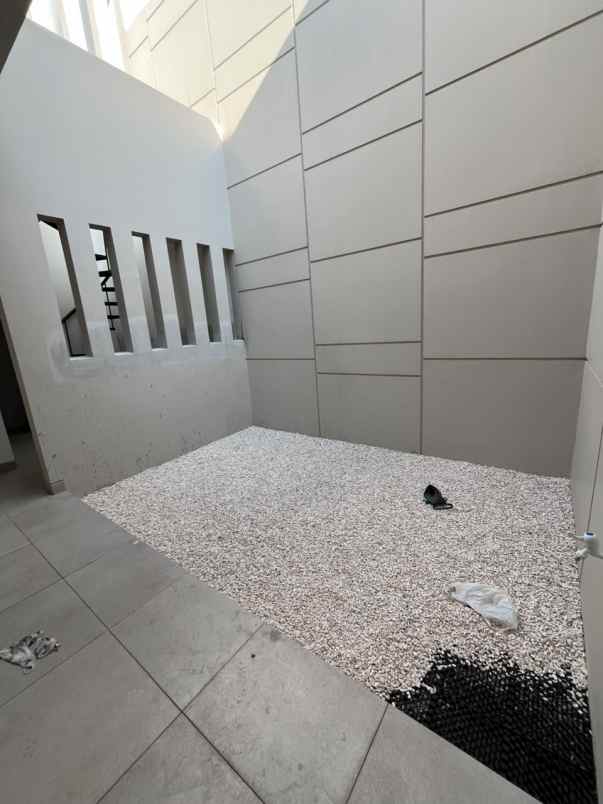 dijual rumah cluster okinawa pik2