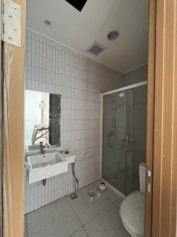 dijual rumah cluster okinawa pik2