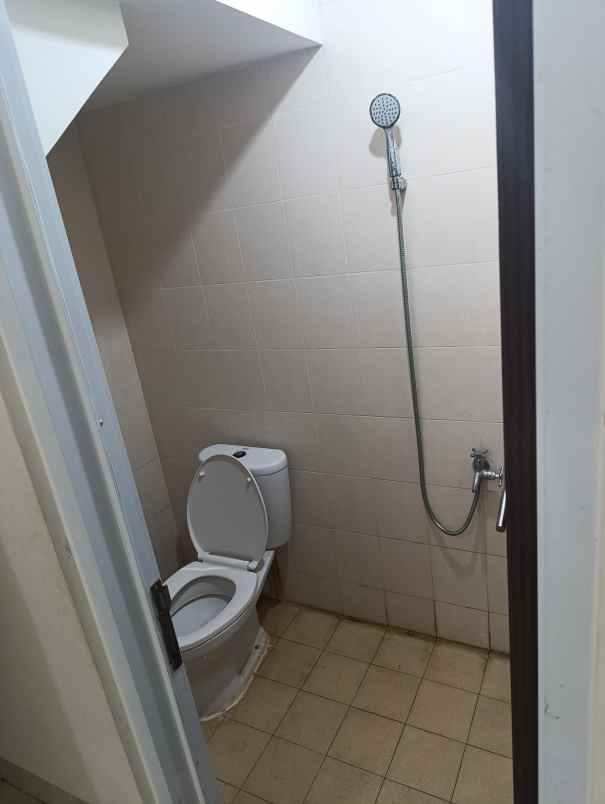 dijual rumah cluster pesona rorotan