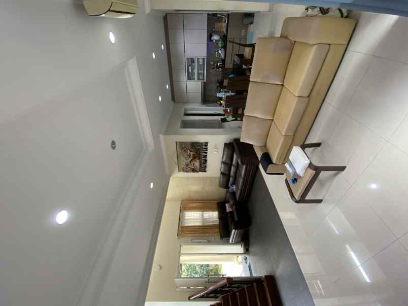 dijual rumah cluster sheffield