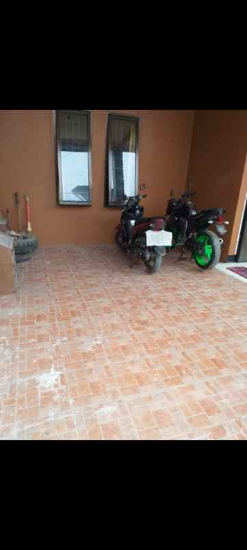 dijual rumah di daerah harapan indah